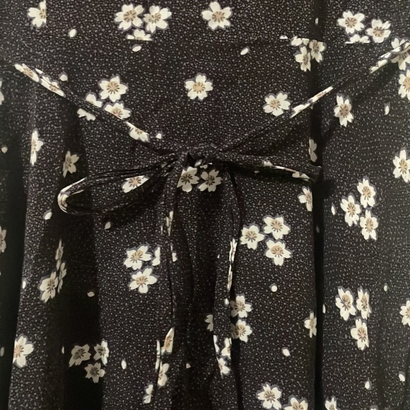 Kimchi Blue Lucy Floral Printed Shirt Dress Size XS - Picture 8 of 15